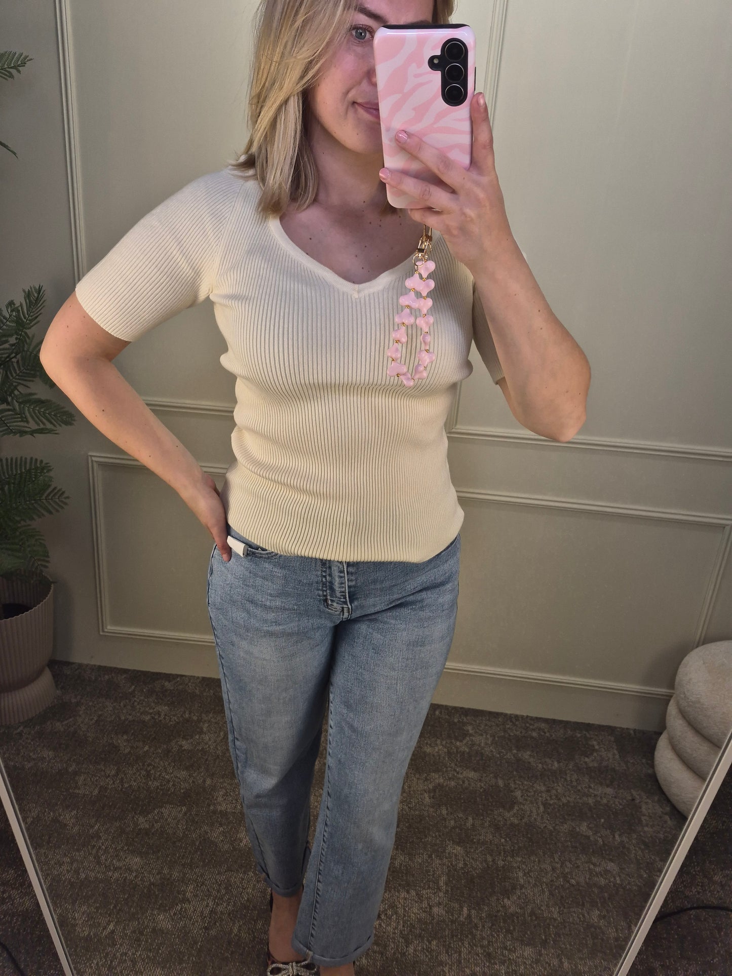 Top offwhite