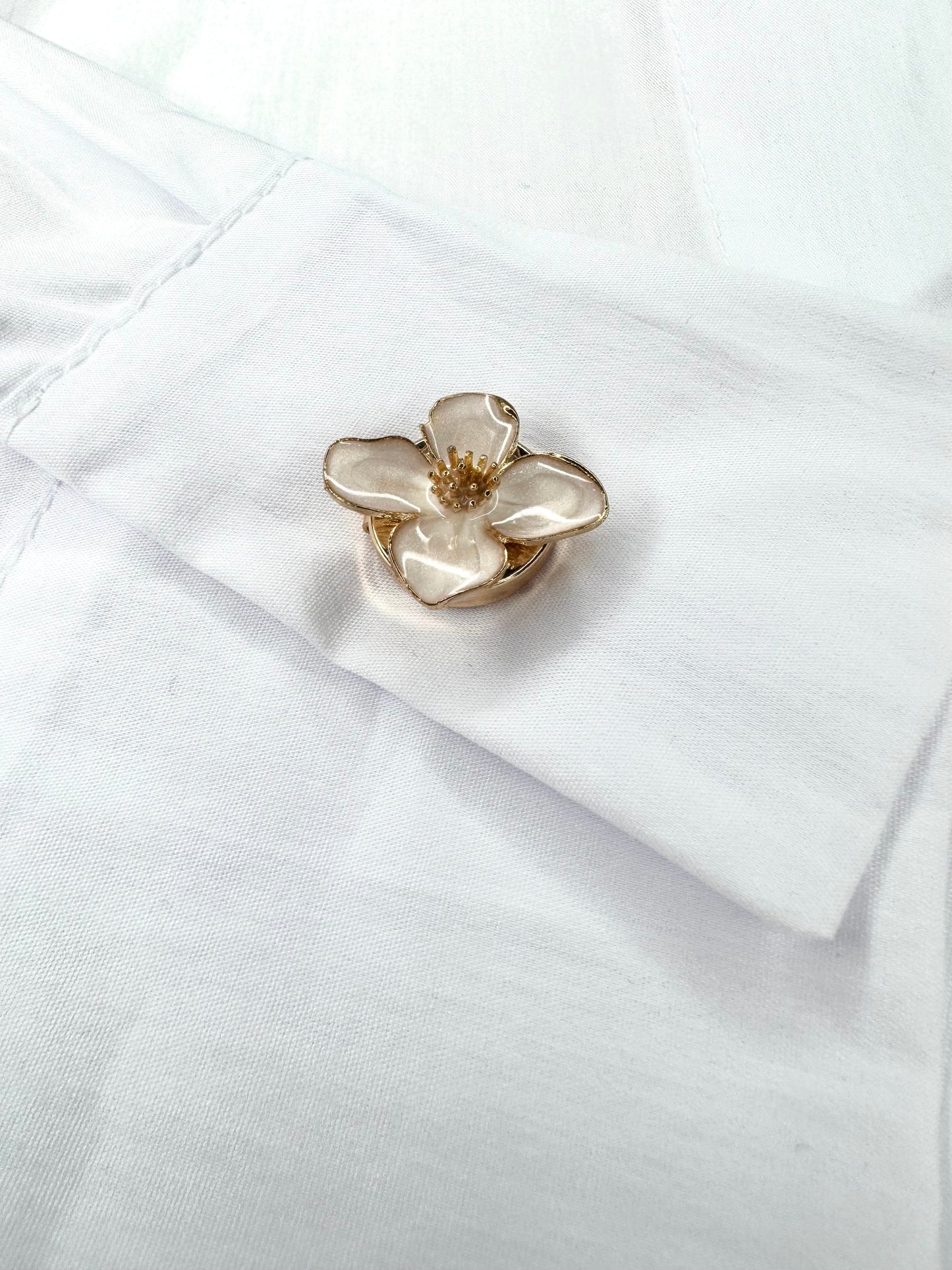 Button cover bloem lichtroze met goud