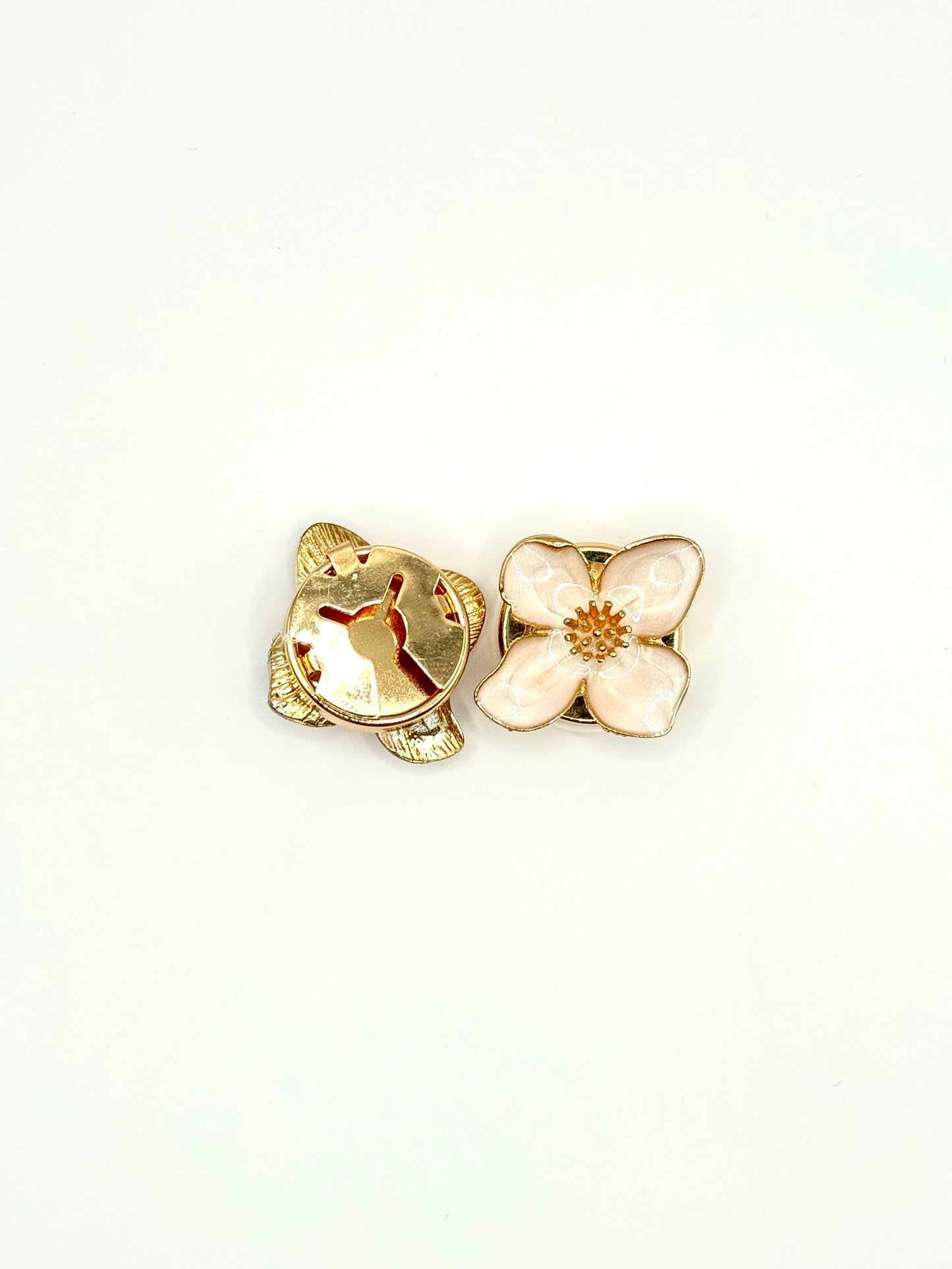 Button cover bloem lichtroze met goud