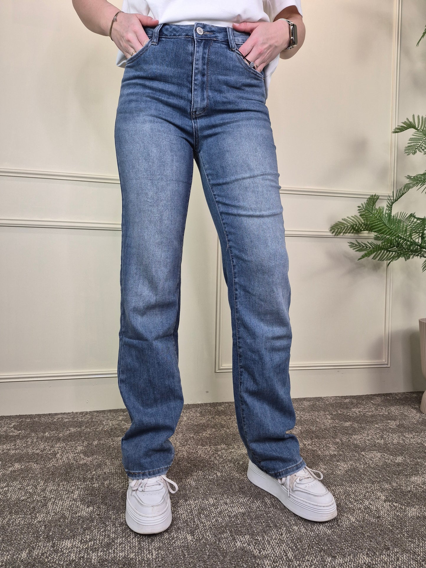 comfortabele straight leg jeans voor lange dames in blauw met stretch Label Rozay