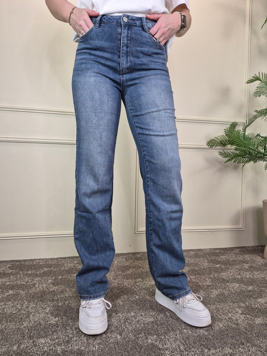 comfortabele straight leg jeans voor lange dames in blauw met stretch Label Rozay