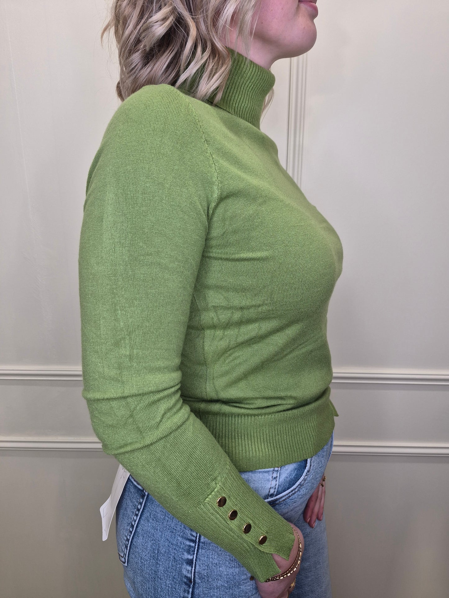 Top met col in groen met jeans