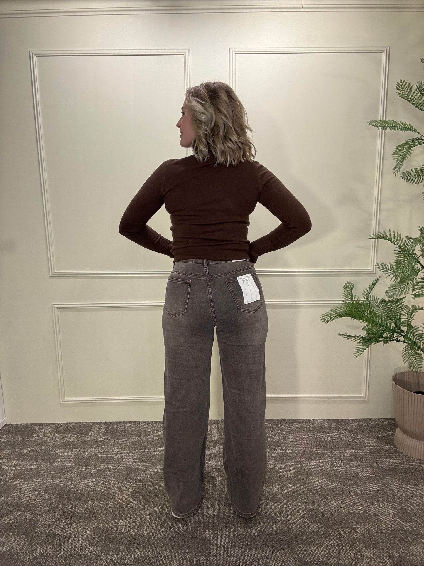 Wide leg jeans grijs beige comfortabel Label Rozay